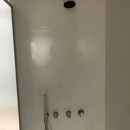 La Belletage By Agelandkaai Be With Free Parking شقة *